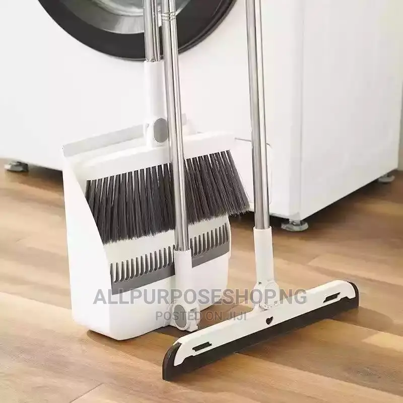 Brush and Foldable Dustpan/Broom With Handpan