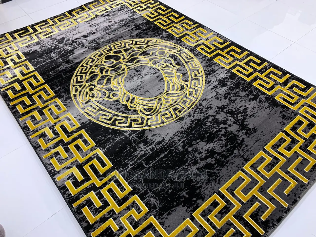 8x11fts Grey and Gold Turkey Centre Rug (7×10)