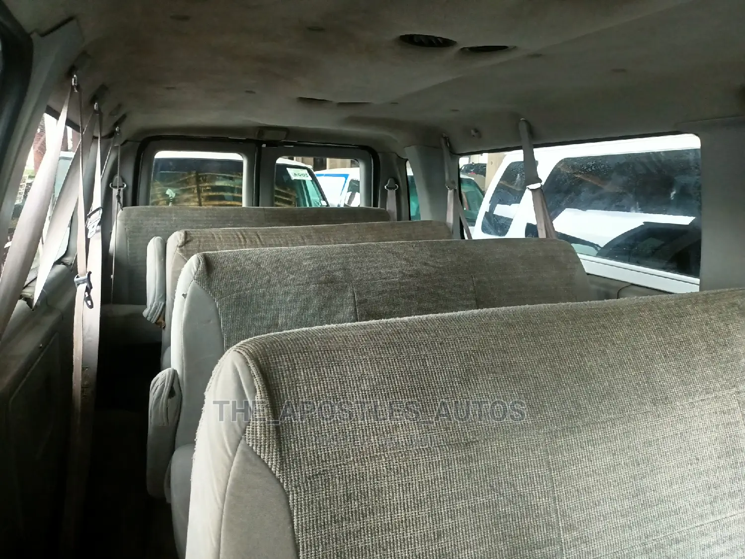 Ford E350 2005 White