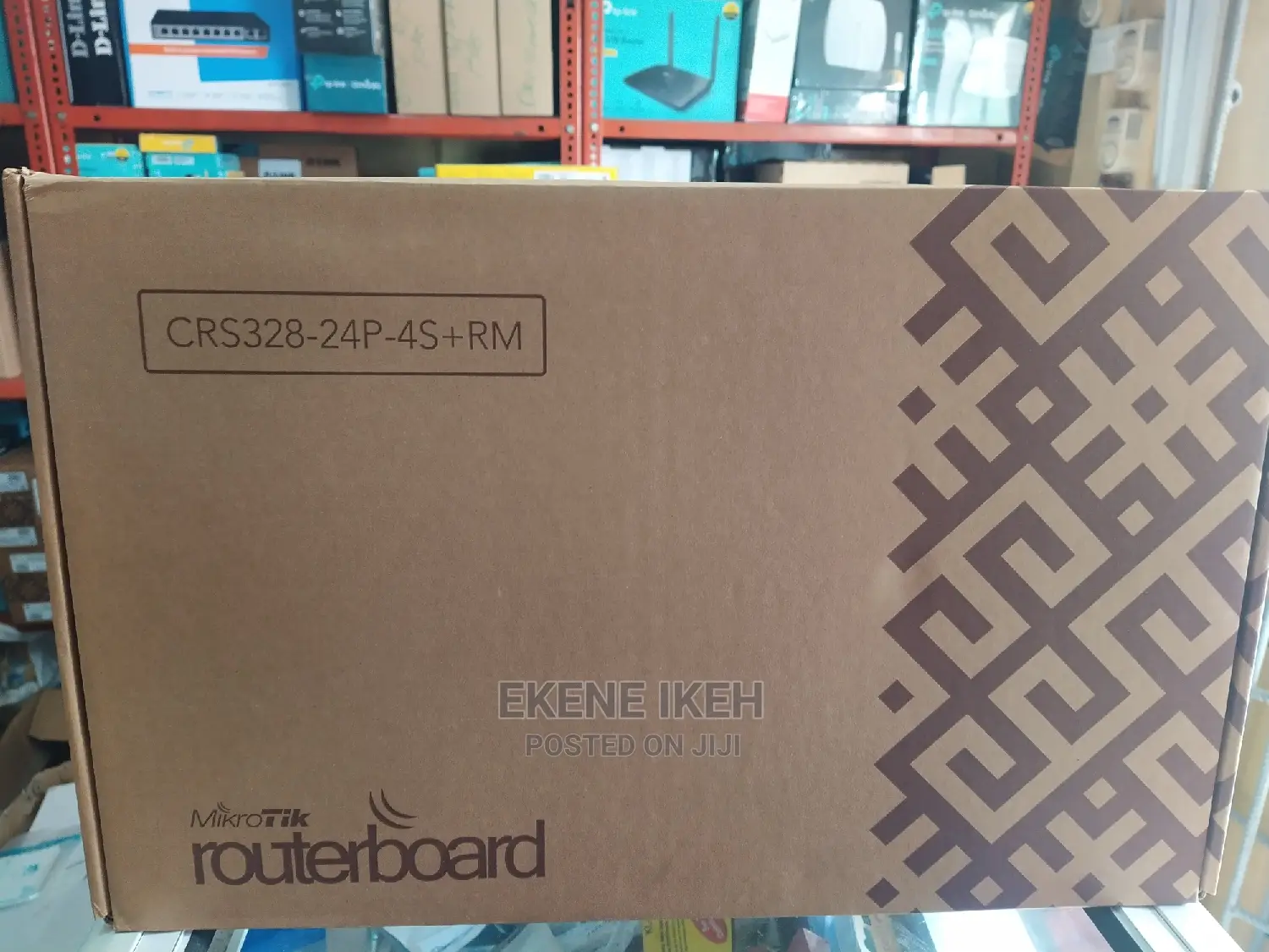 Mikrotik CRS328-24P-4S+RM