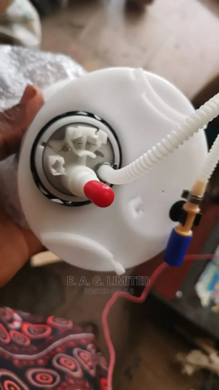 Electric Fuel Pump - Mercedes-Benz