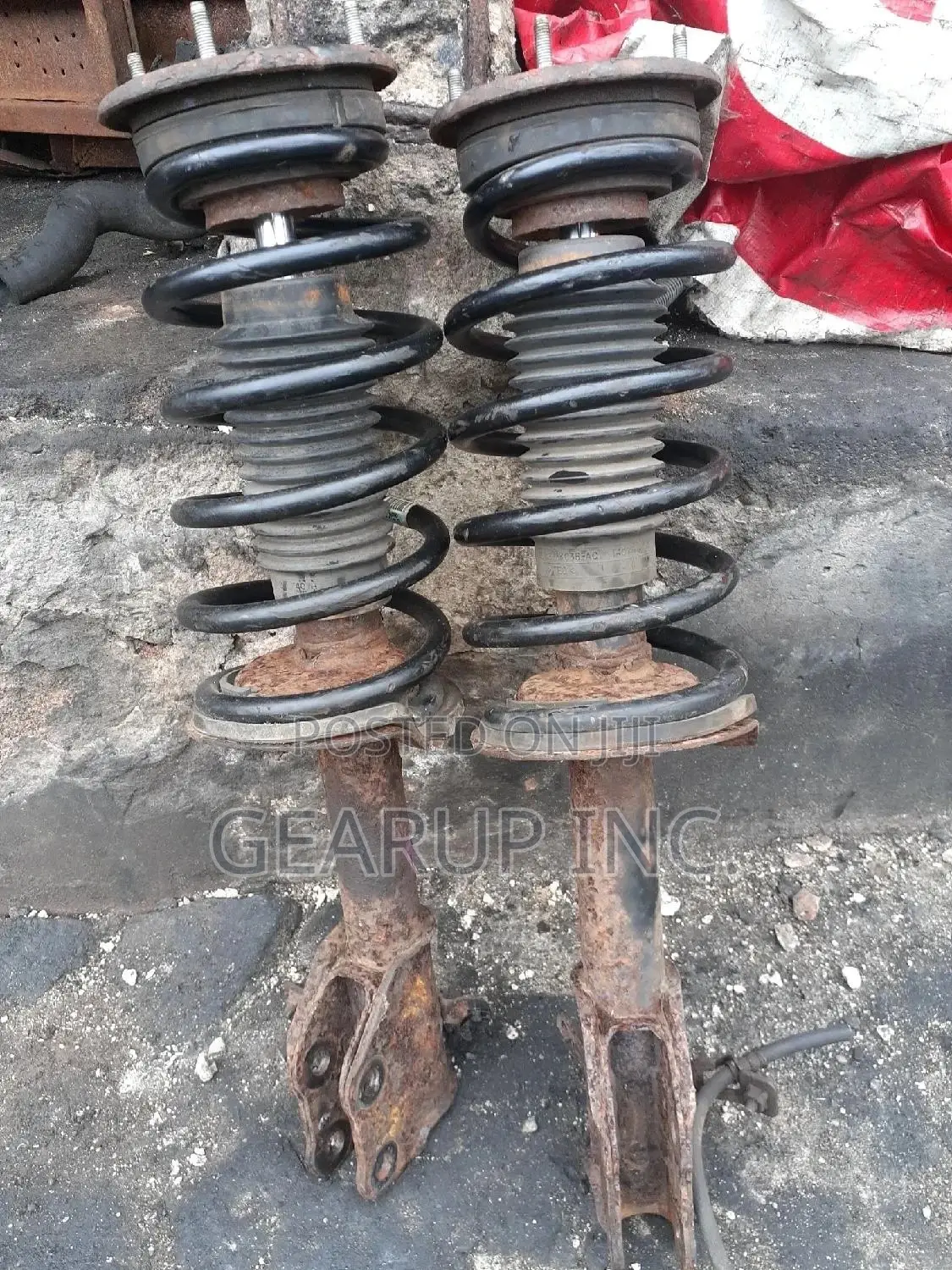 Front Shocks for Ford Edge and Mazda Cx9 2008