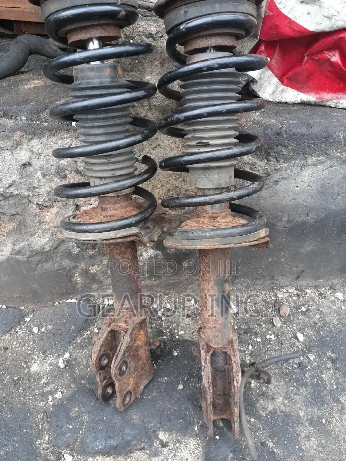 Front Shocks for Ford Edge and Mazda Cx9 2008