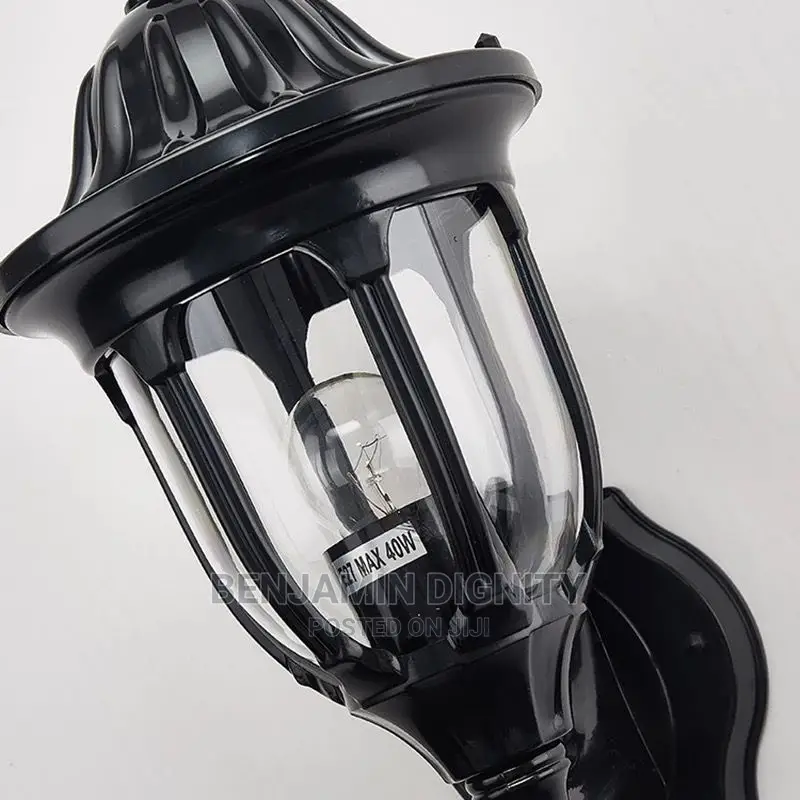 Outdoor Wall/Pillar Lamp