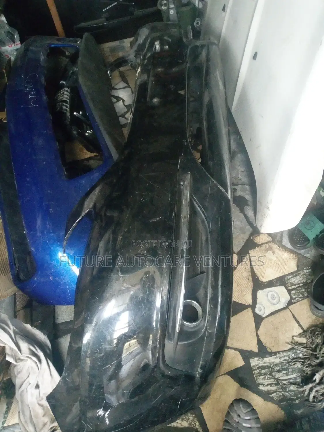 Chrysler 200 Complete Front Bumper