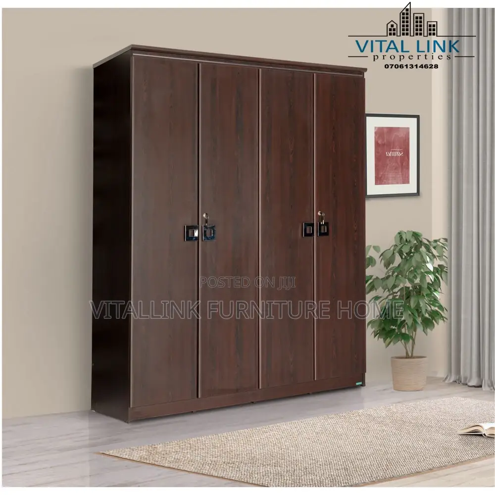 Well Designed Wardrobe for Your Comfort