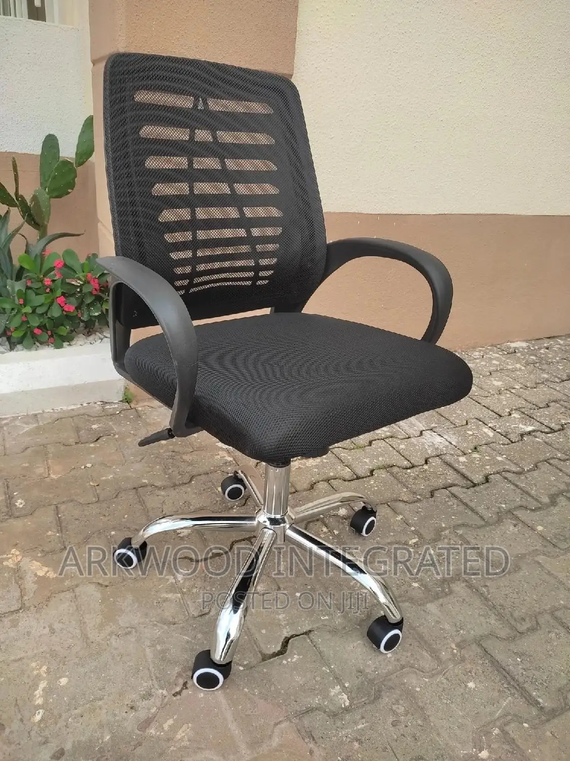 Office/Secretary/Reading Chair