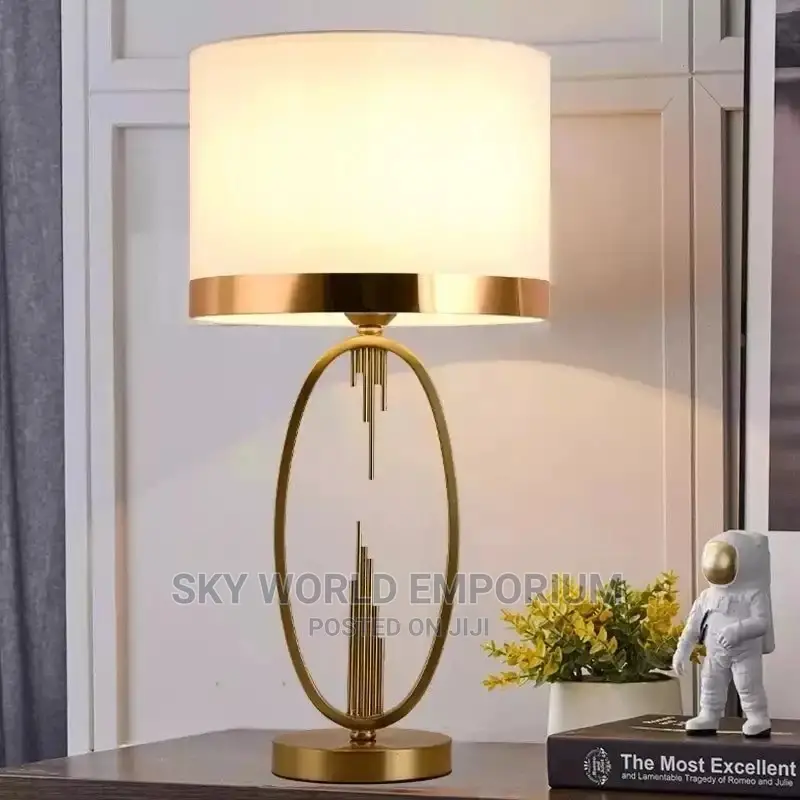 Modern Bedside Table Lamp