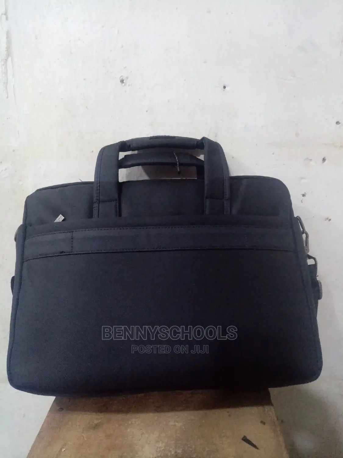 Ponaso Plain Black Laptop and Office Bag