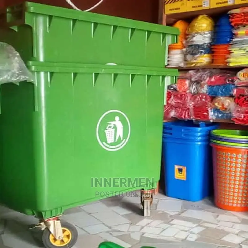 Trash Bin - 1100 Litres