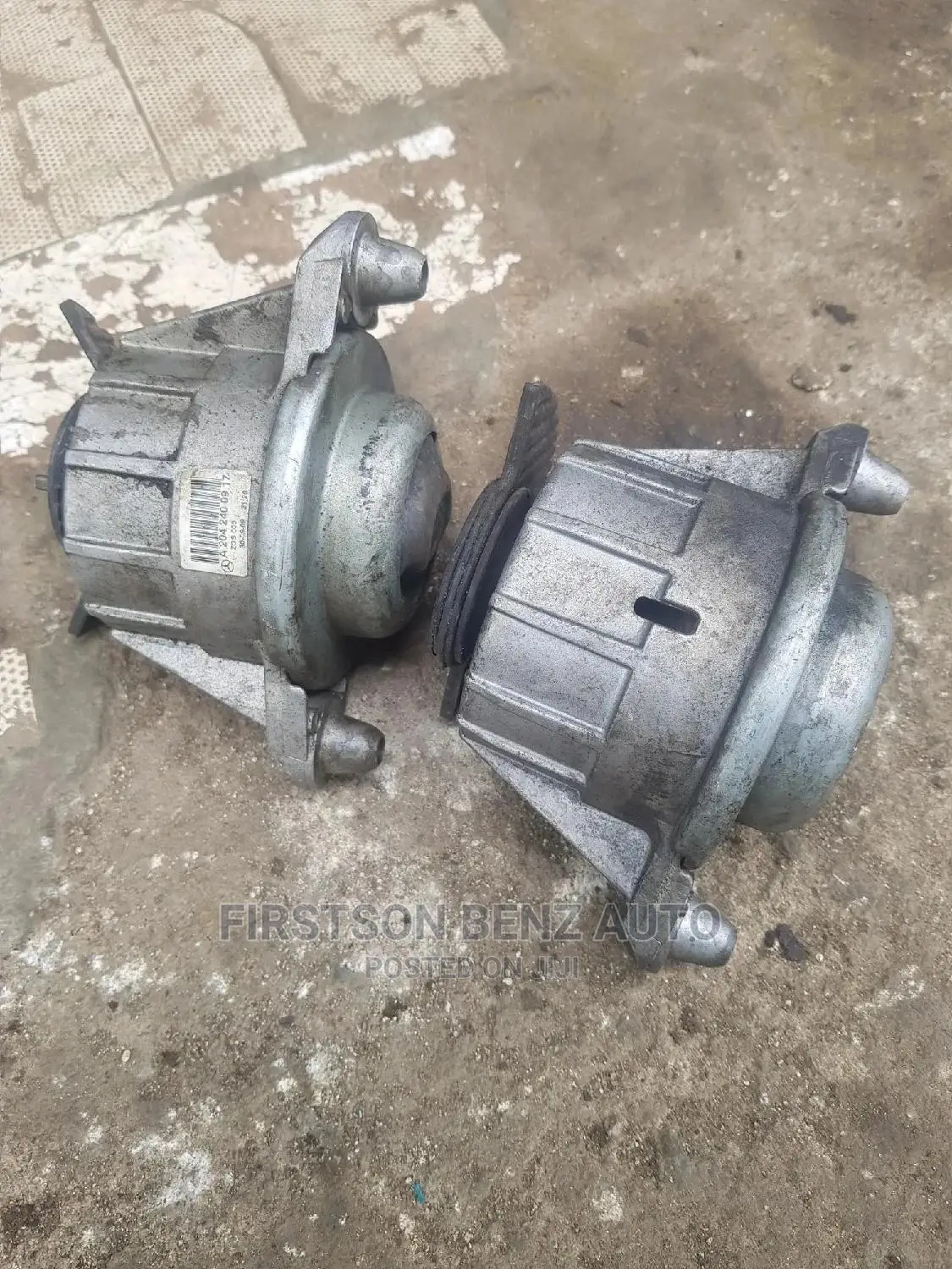 Mercedes Benz C300 Engine Seaten