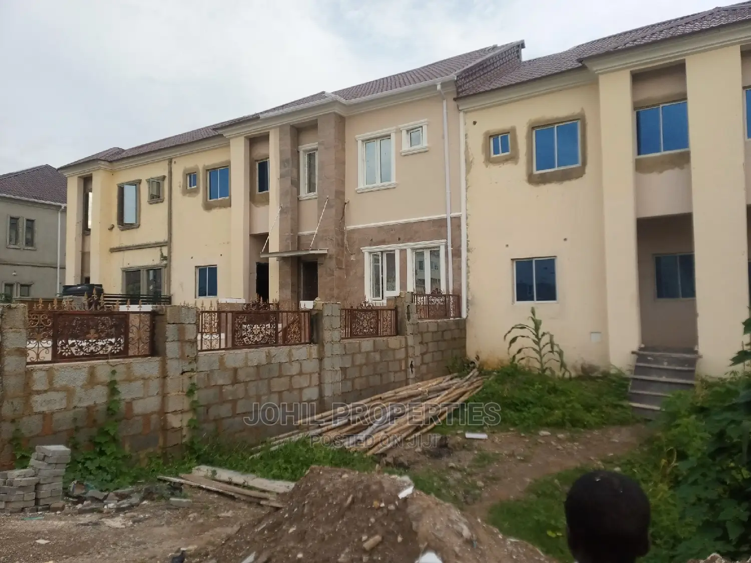 2bdrm Duplex in Naf Valley Estate, Asokoro for sale