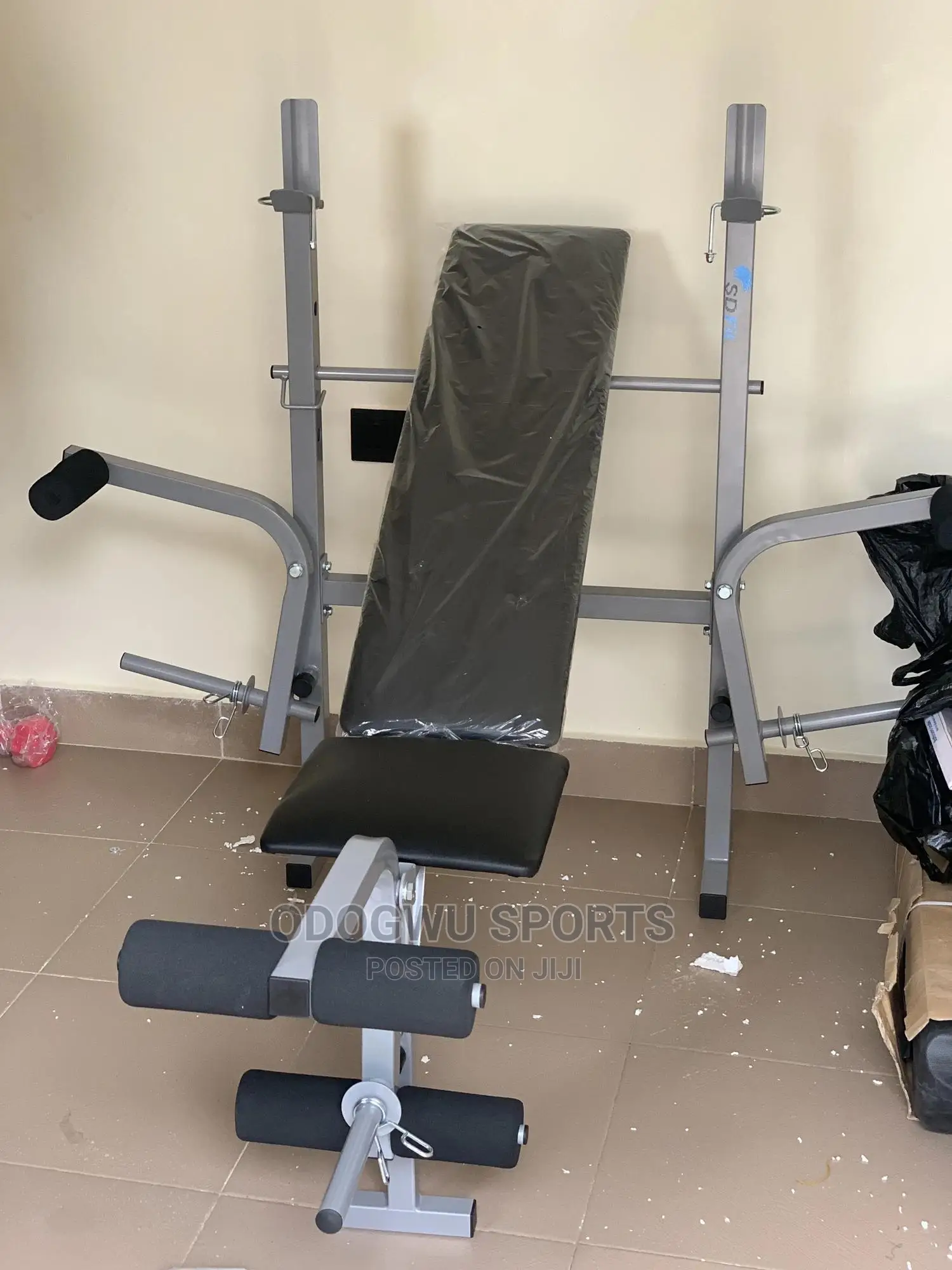 Weight Bench (For Weight Lifting) 527