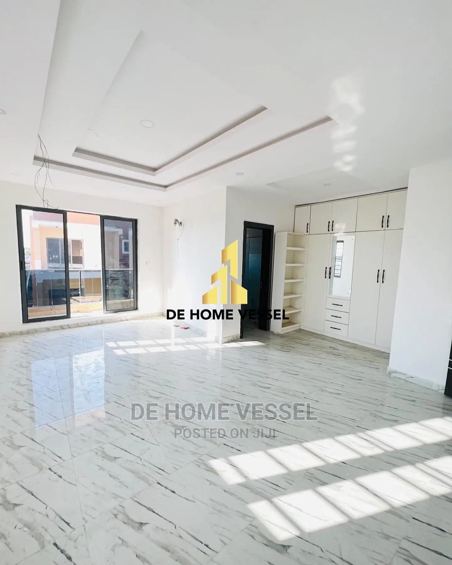 4bdrm Townhouse/Terrace in Ikate for Sale