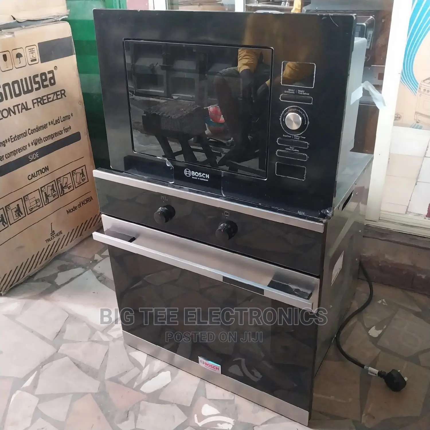 Bosch Built-in Electric Oven and Microwave