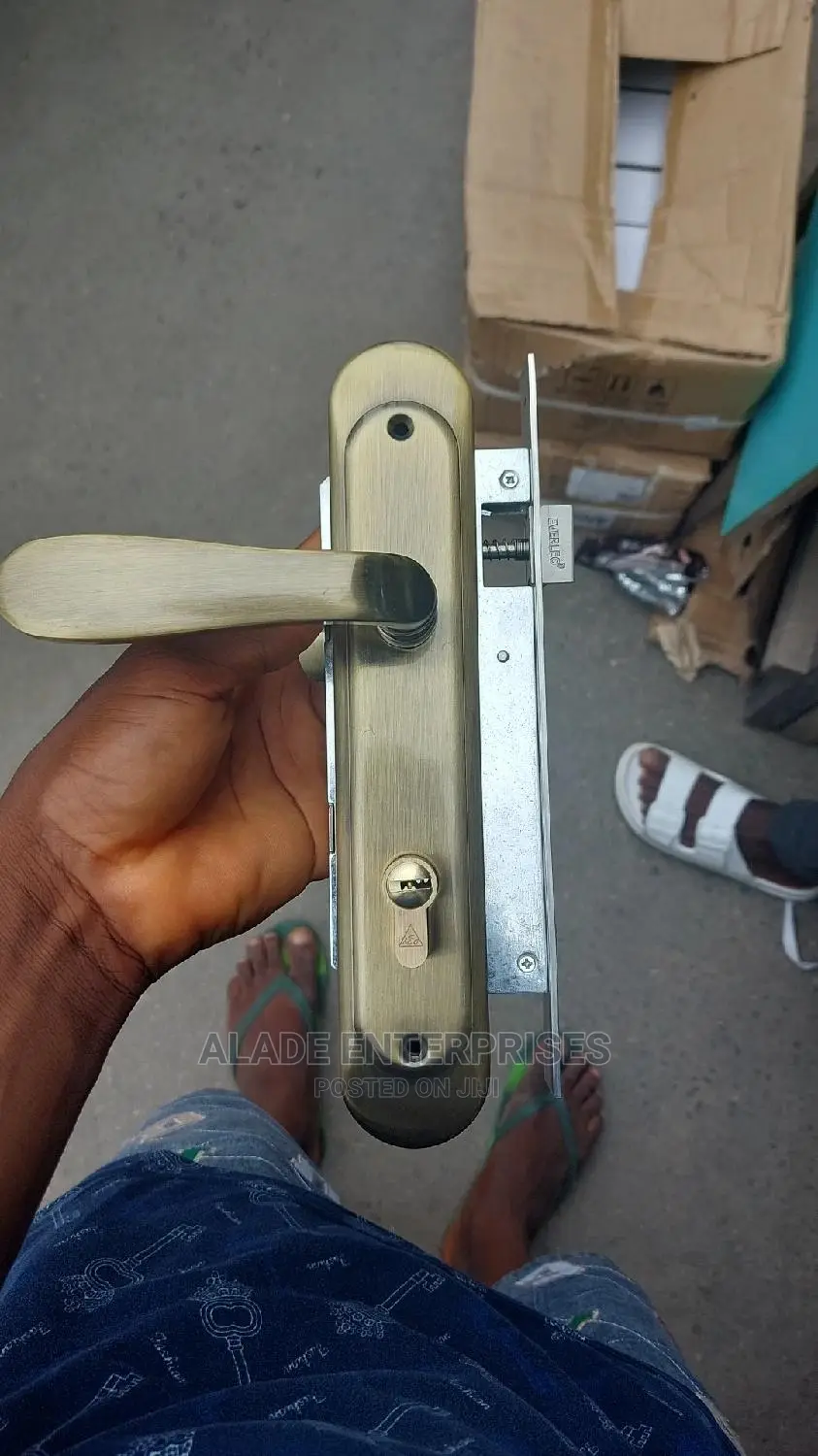 Complete Everleo Italian Lock