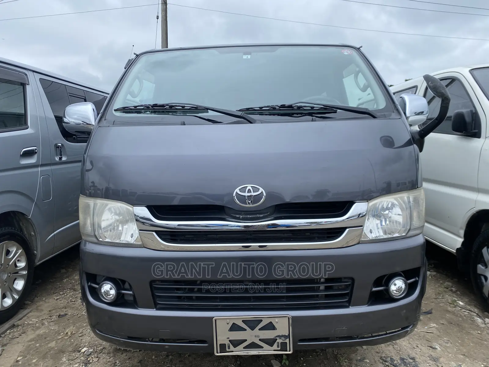 Toyota HiAce 2012 Grey