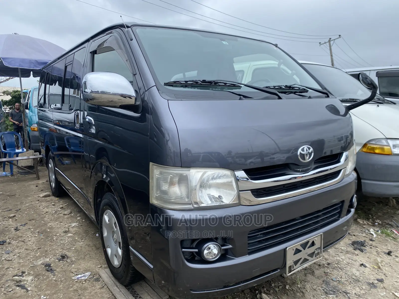 Toyota HiAce 2012 Grey
