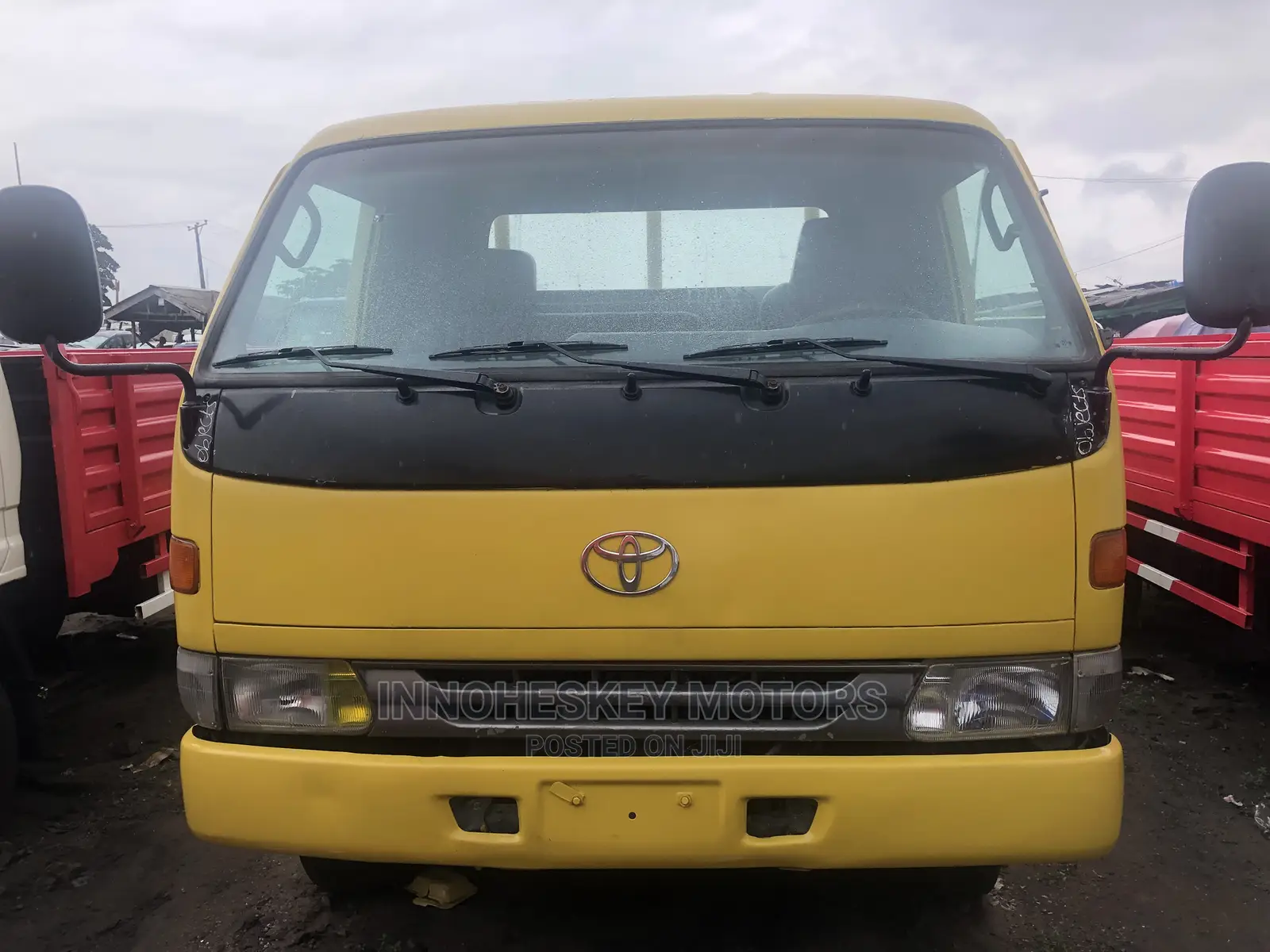 Toyota Dyna400