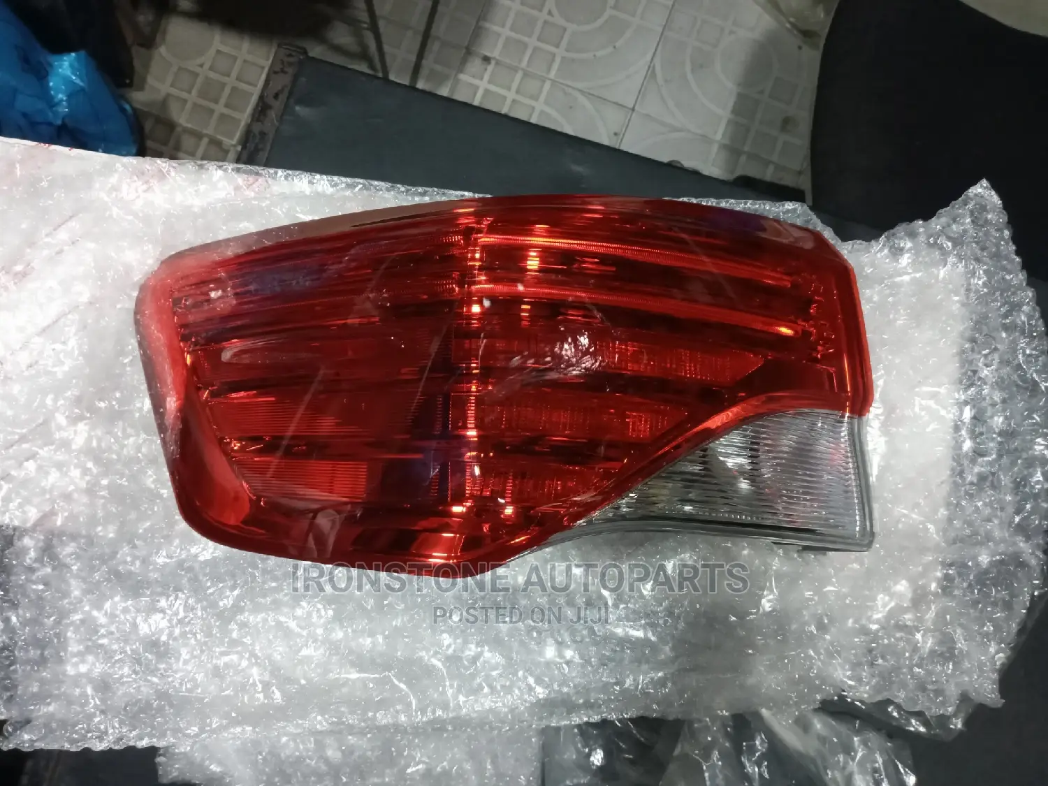 Rear Light - Avensis 2012