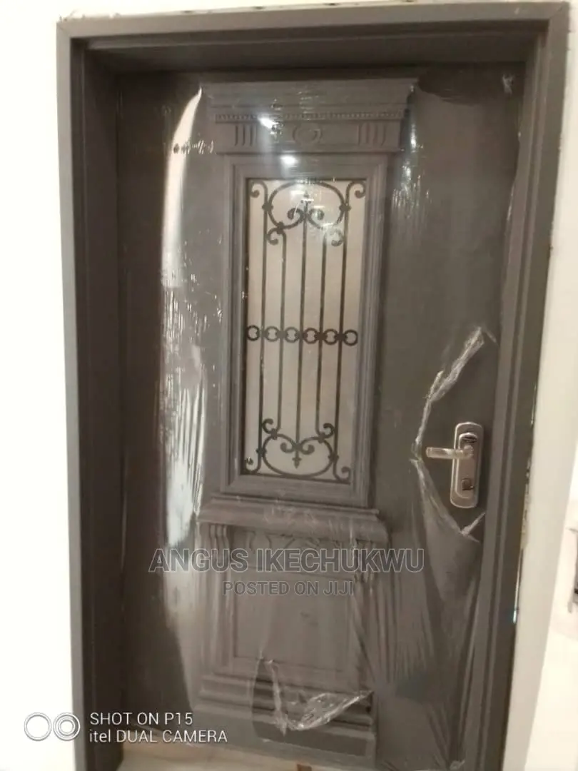 Israeli Decorative Executive