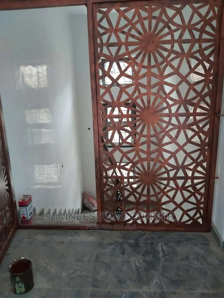 Lasercut Top-Notch Bronze Finishing Design