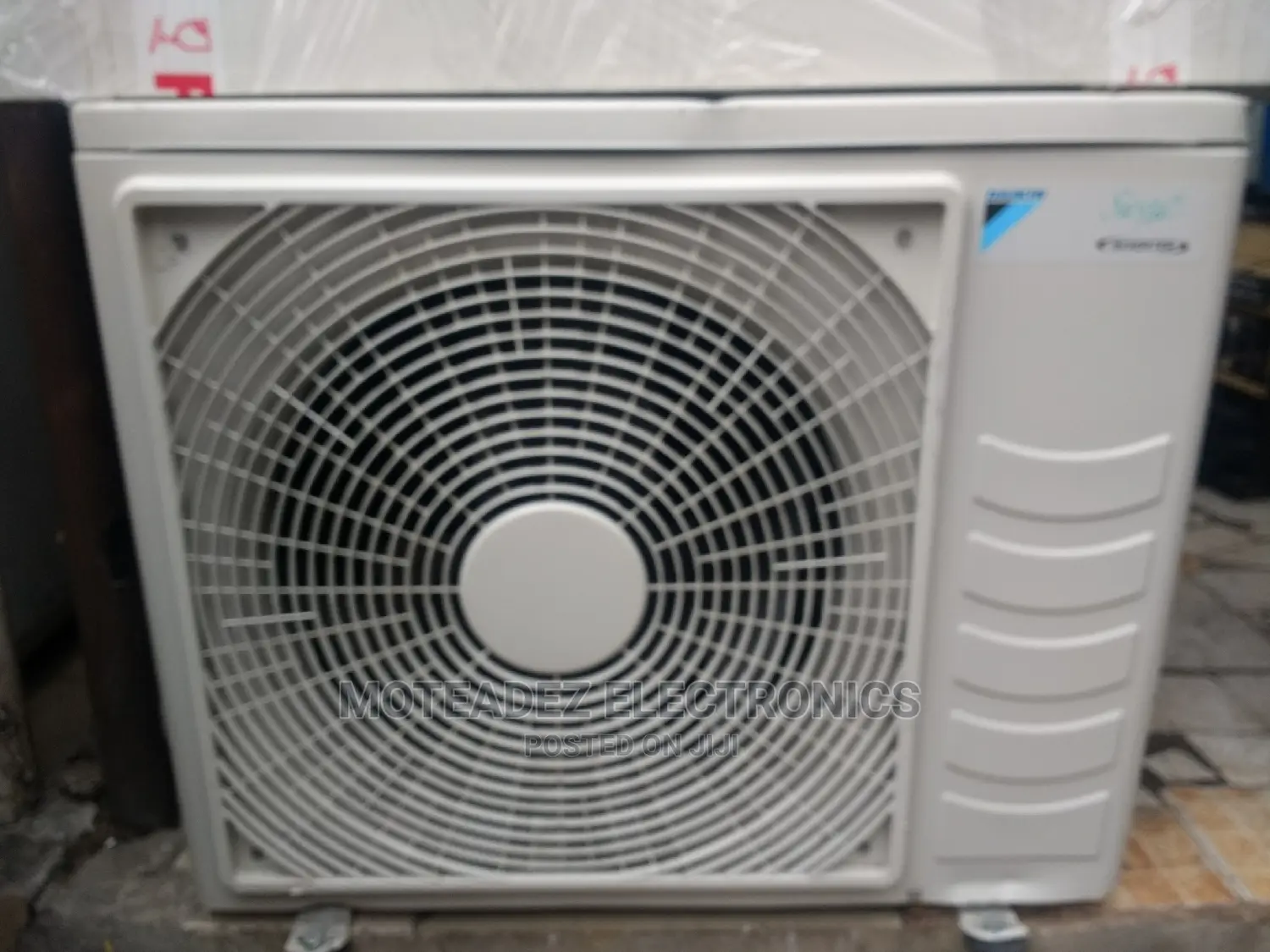 Foreign Used Daikin 1.5hp Inverter 100% Copper Condenser AC