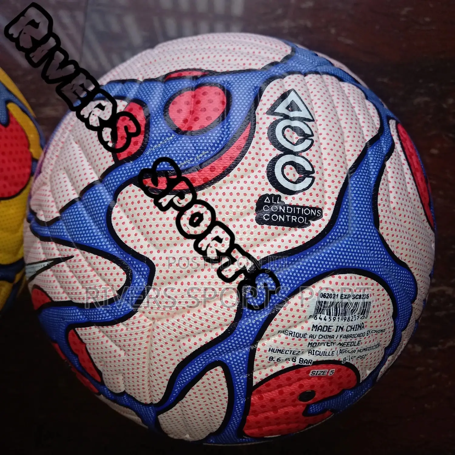 Highquality Footballs/Soccerballs Adidas, Nike, Puma