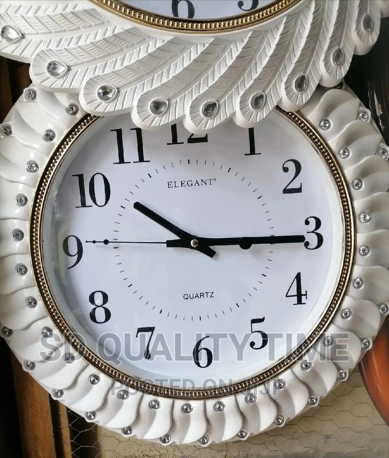 Elegant Decorative Wall Clock