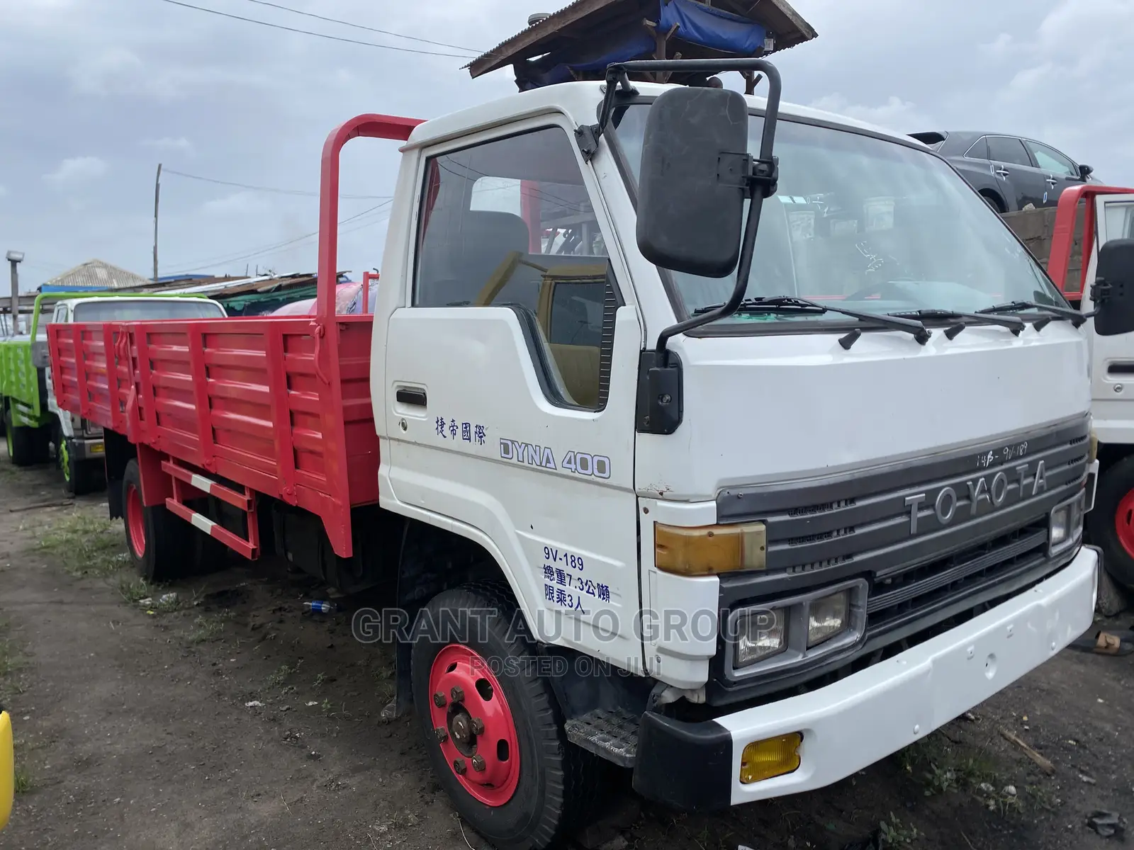 Toyota Dyna 400 Diesel Engine.