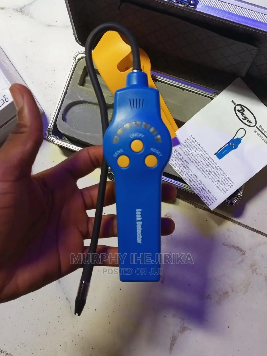 Dwyer Refrigerant Leak Detector Audio Visual Indication