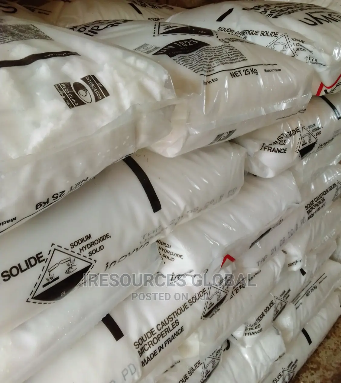 Sodium Hydroxide (Solid Caustic Soda Micro-Pearls) 25kg Bag