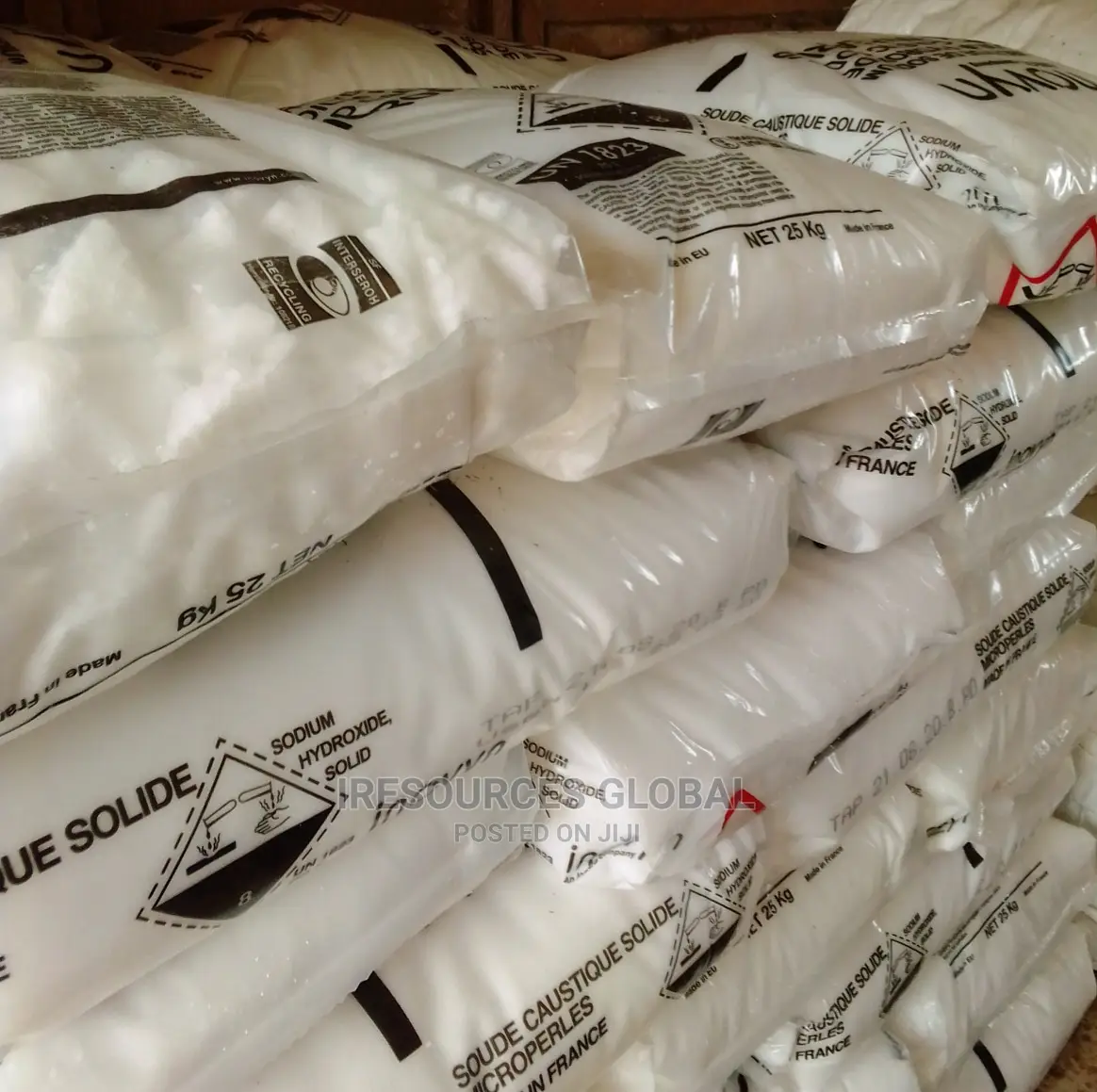 Sodium Hydroxide (Solid Caustic Soda Micro-Pearls) 25kg Bag