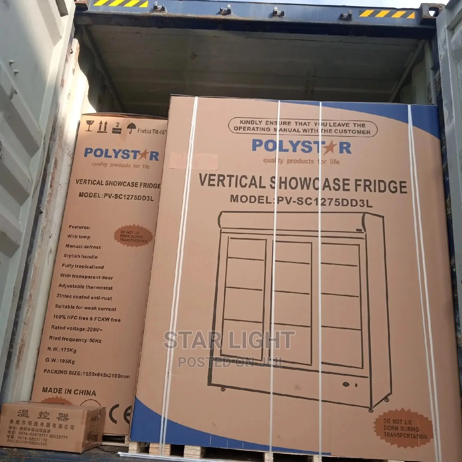 Showcase Chiller (1000 Litres) 3 Doors