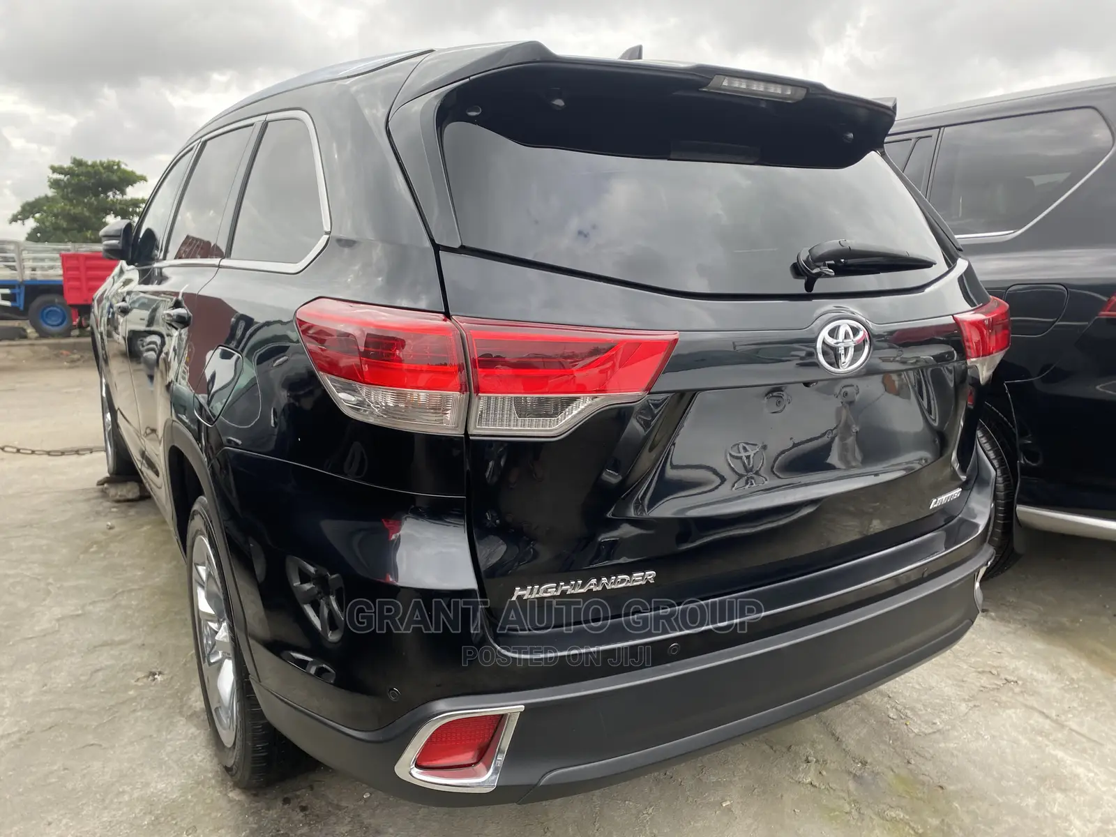 Toyota Highlander Limited Platinum 4dr SUV AWD (3.5L 6cyl 6A) 2015 Black