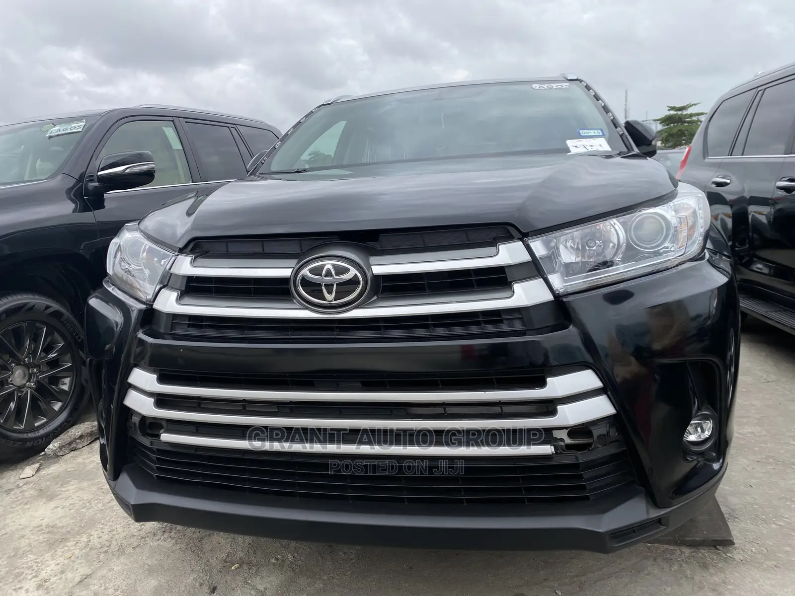 Toyota Highlander Limited Platinum 4dr SUV AWD (3.5L 6cyl 6A) 2015 Black