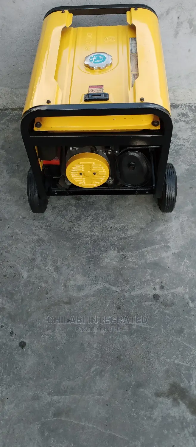 3 Months, Clean 3.75KVA THERMOCOOL 3500ES Keystart Generator