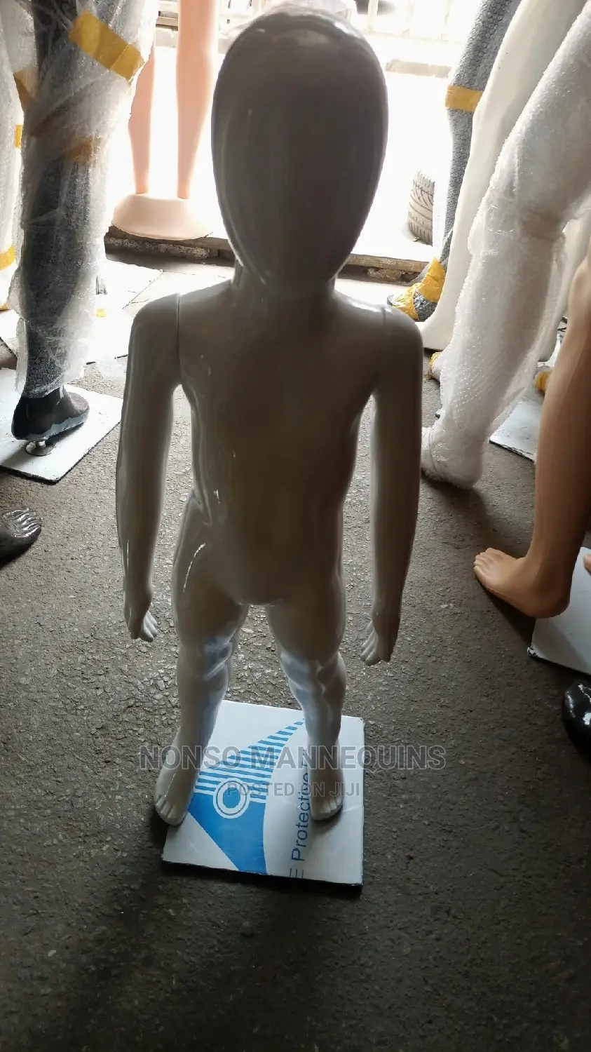 Age 1 to 3 Years Faceless Glossy White Unisex Kids Mannequin