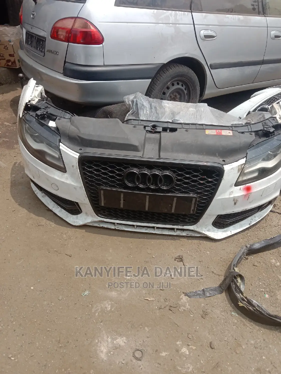 Complete Front Cut Audi A4 2010 Sline Model