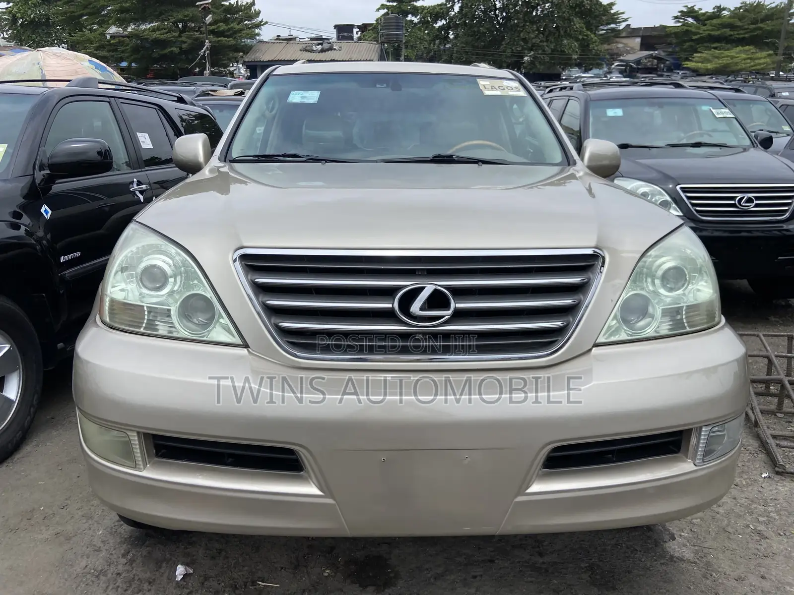 Lexus GX 470 2007 Gold