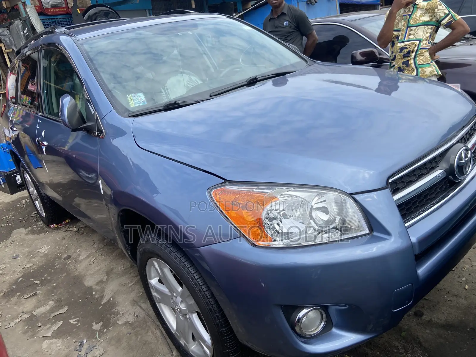 Toyota RAV4 2011 Blue