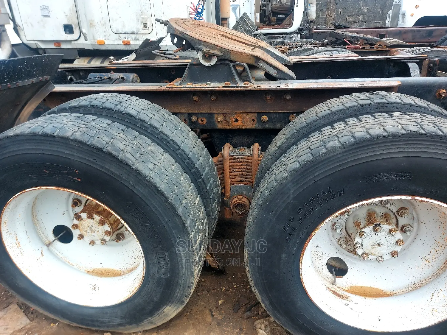 Foreign Used Double Frame R Model MACK Ten Tyres Head Truck