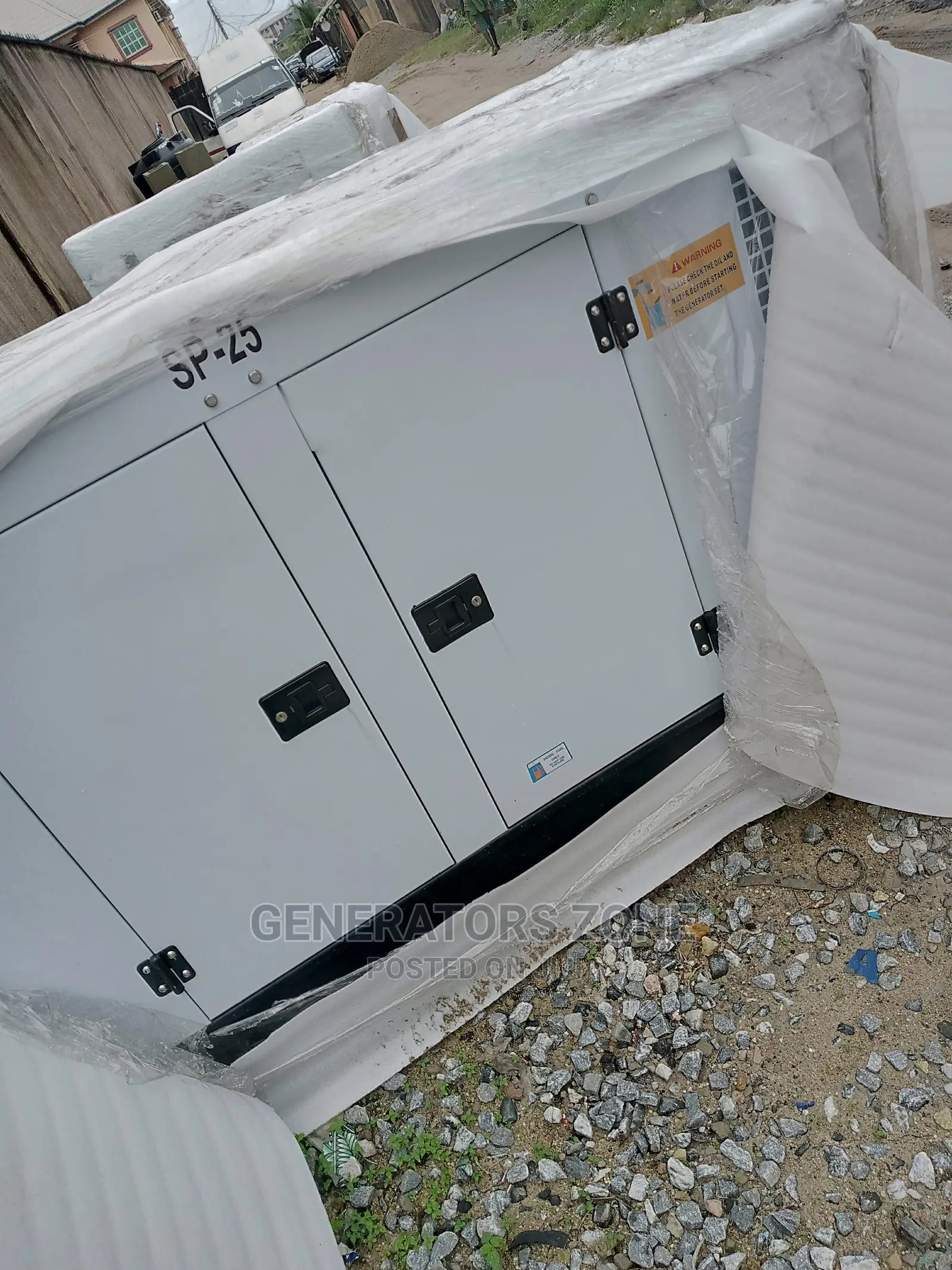 Semi-Silent Perkins Soundproof Diesel Generator Sp25kva