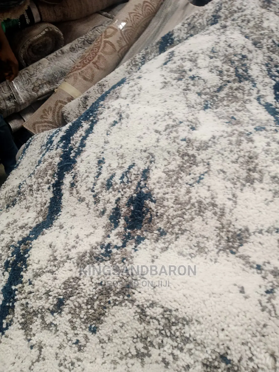 5*7fts  Blue, Cream And Gray Wool Shaggy Rug (7×10,8*11 )