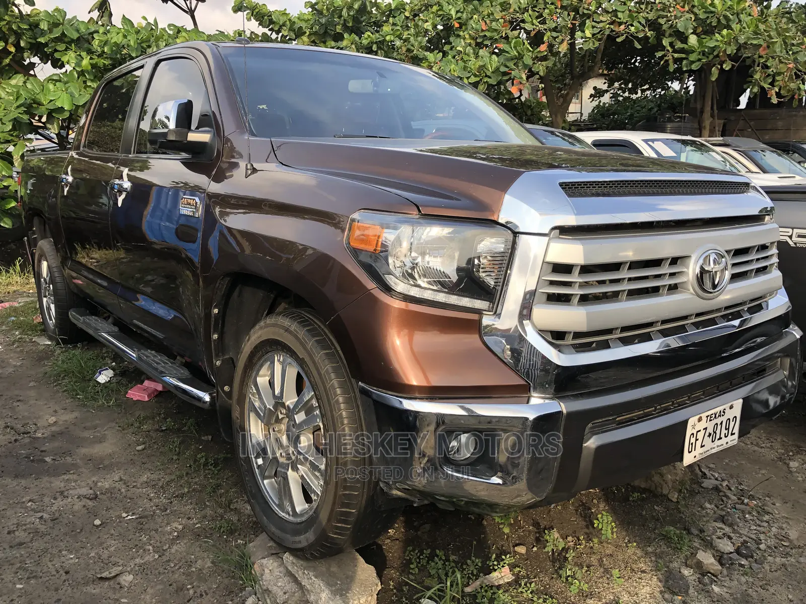 Toyota Tundra 2016 Brown