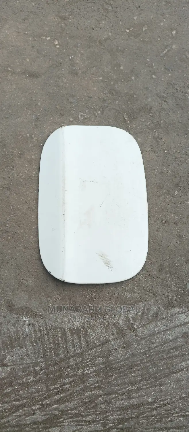 Mercedes Benz CLA 250 Fuel Tank Cover.