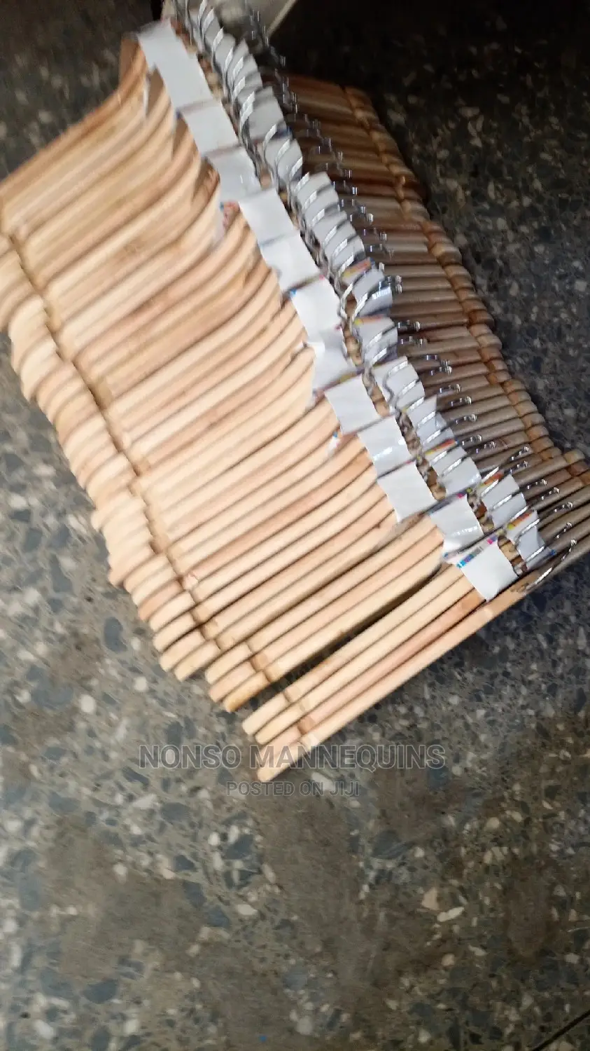 Newly Imported 10 Pieces a Pack Wooden Clothes Hangers
