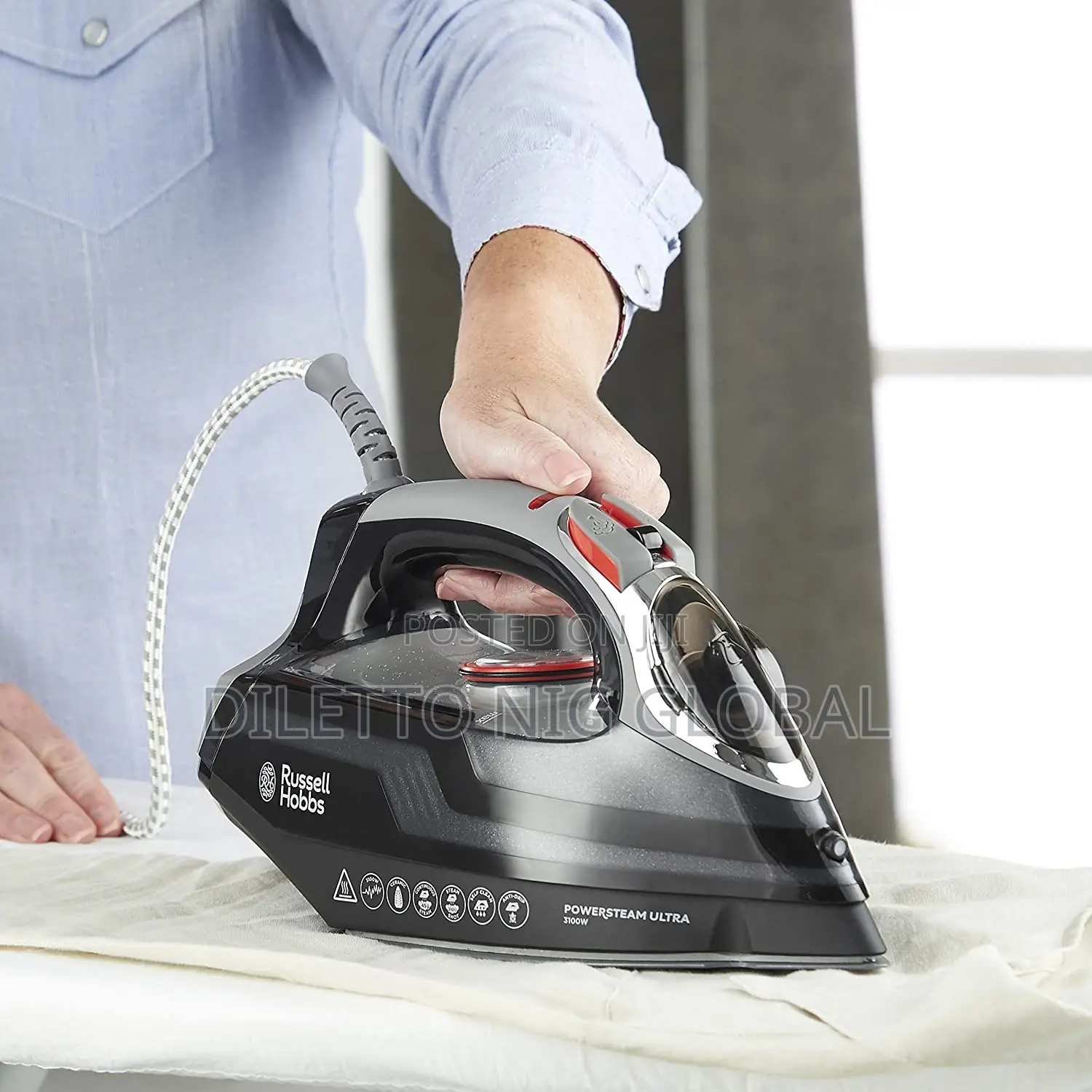 Russell Hobbs Powersteam Ultra 3100 W Vertical Steam Iron
