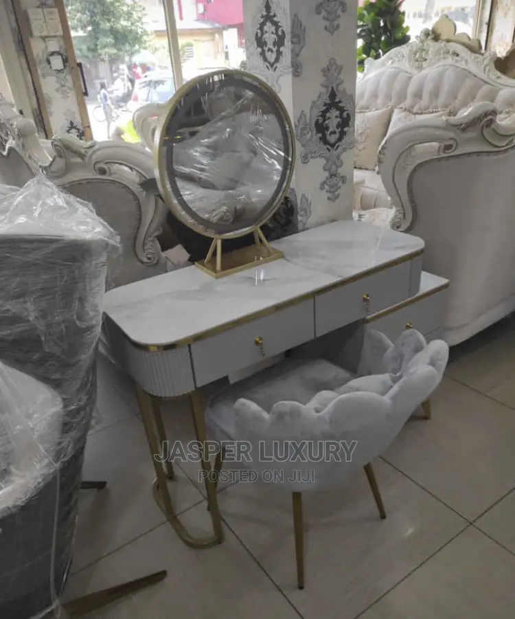 Dressing Morning at a Give Away Price