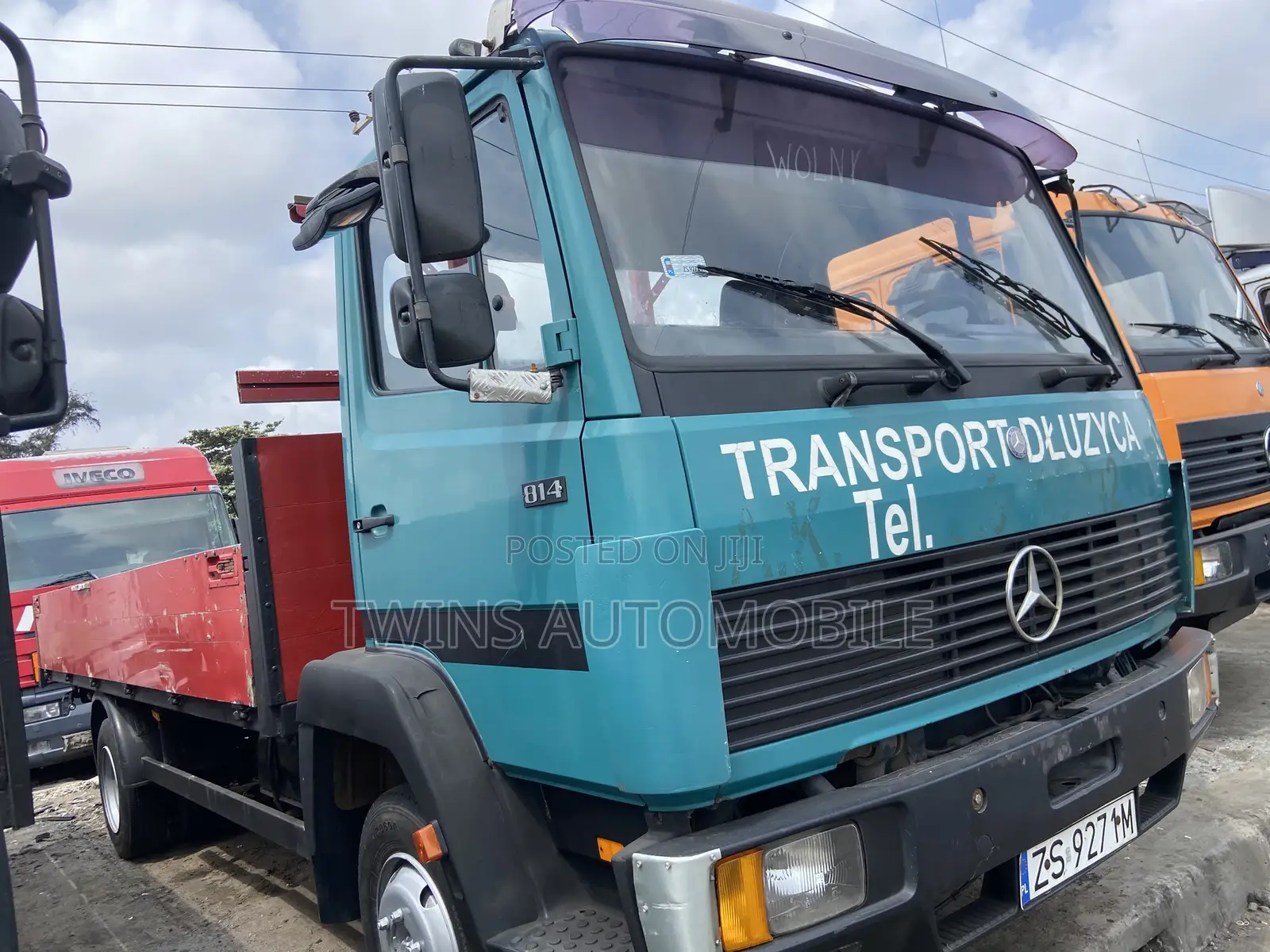 Mercedes-Benz 814 Pick Up Blue